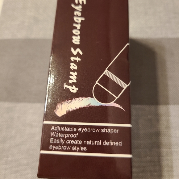 Perfect Brow Stencil Stamp Kit in BLACK - Picture 10 of 11